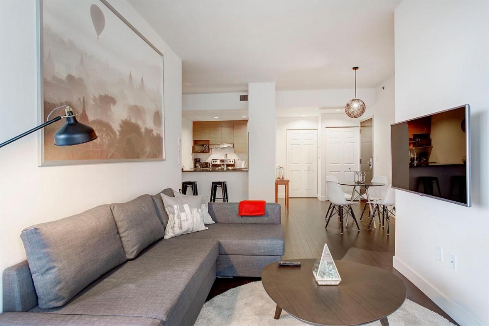 Bleury Furnished Apartments Image 17