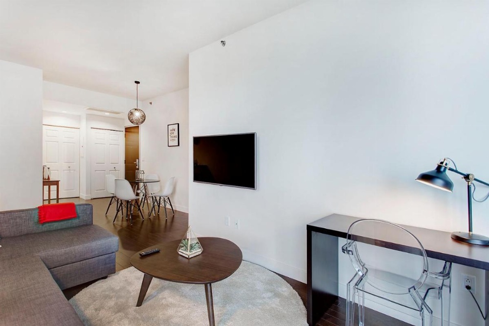 Bleury Furnished Apartments Image 18