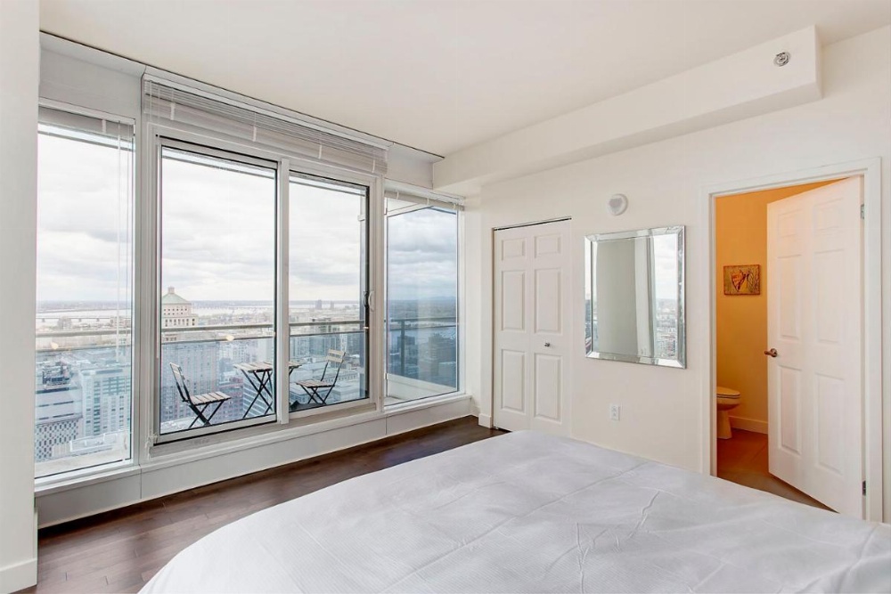 Bleury Furnished Apartments Image 37