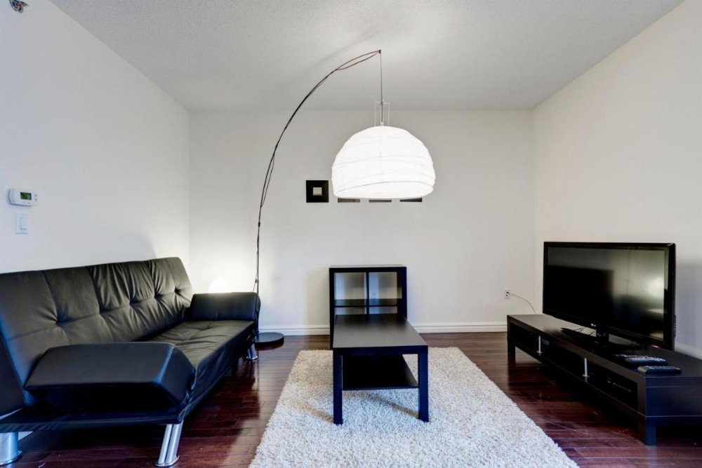 Bleury Furnished Apartments Image 87