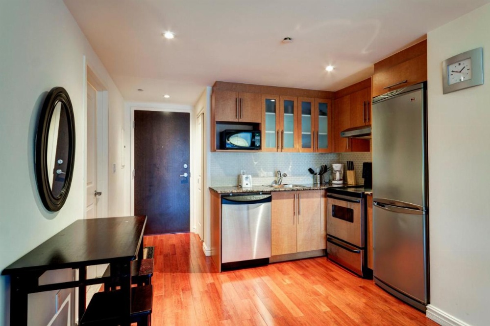 Bleury Furnished Apartments Image 96